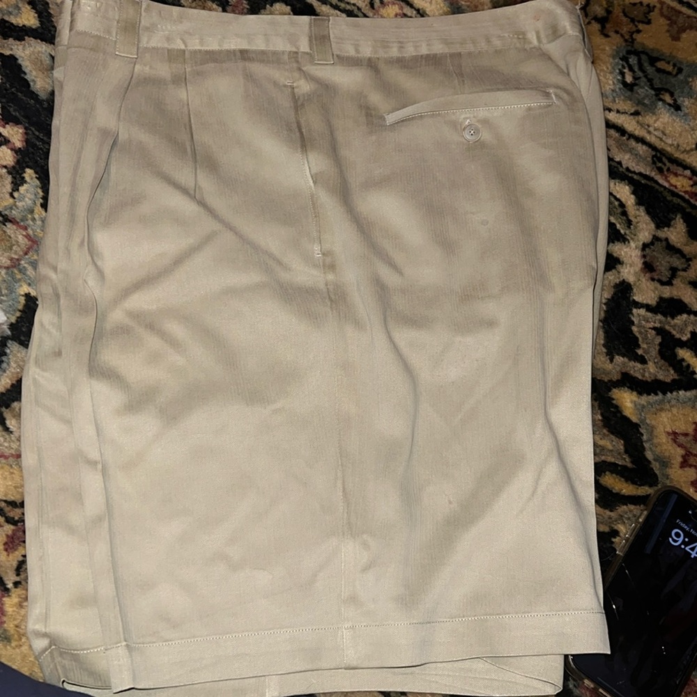 Tommy Bahama Pleated Shorts